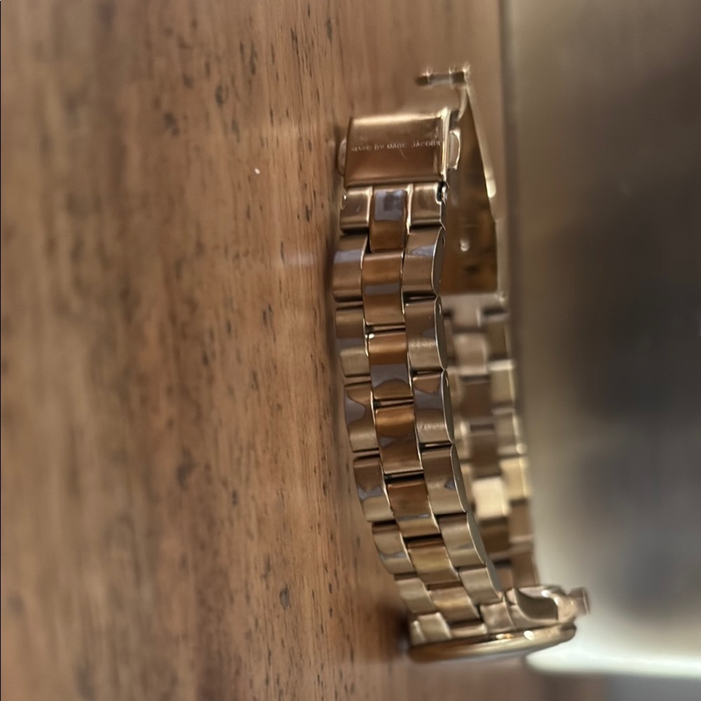 Marc by Marc Jacobs Gold Watch - Picture 8 of 10